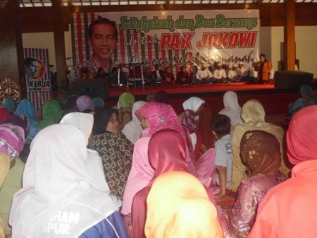Warga Lereng Merapi Doakan Jokowi