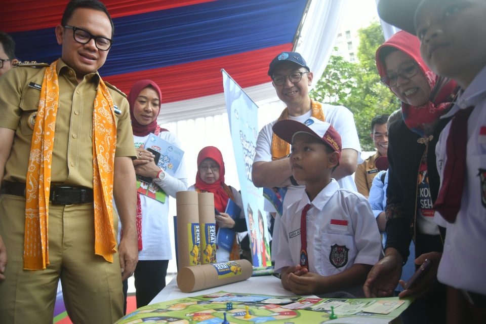 Kemendikbudristek - Danone Kolaborasi Wujudkan Sekolah Sehat - Aktual ...