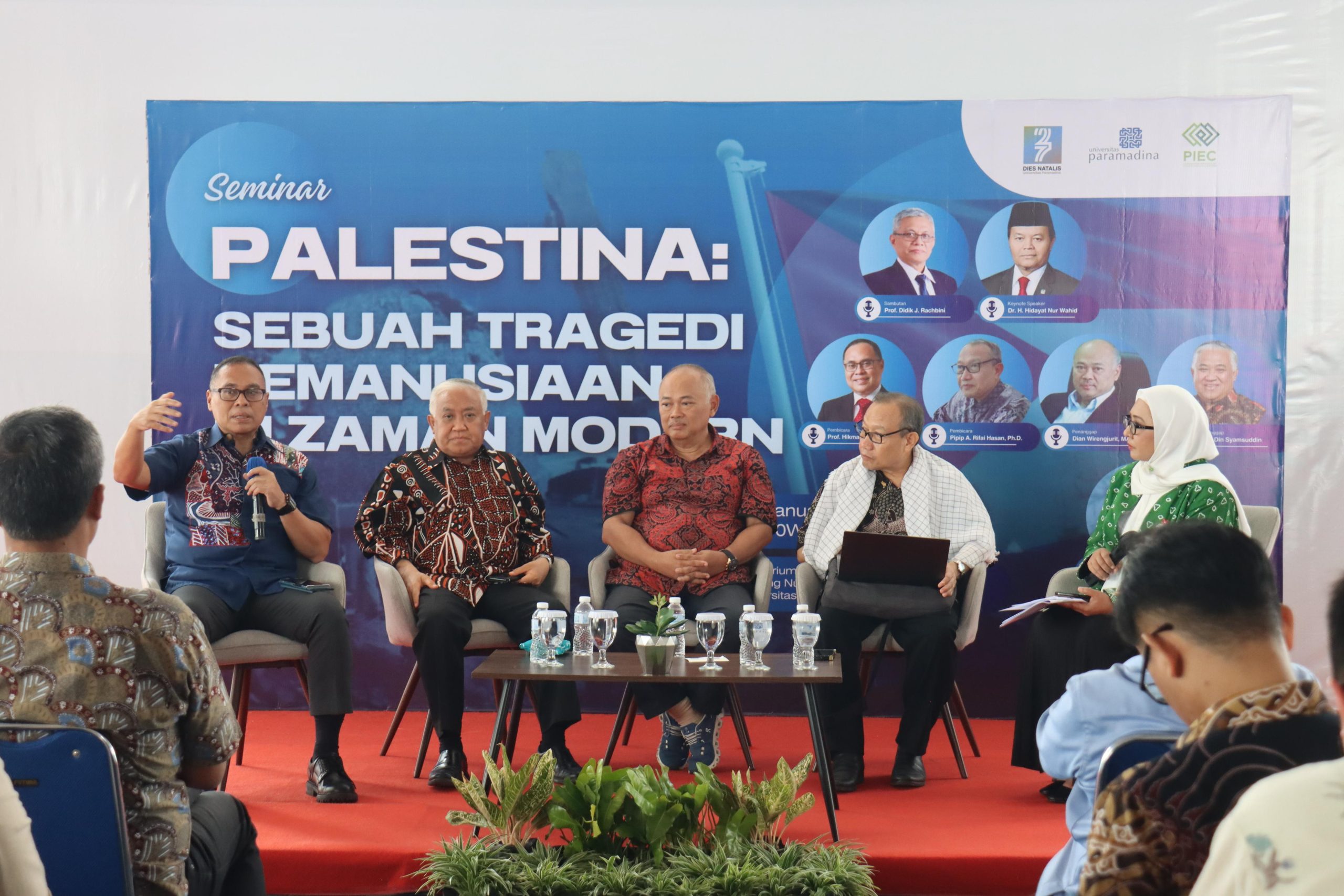 Para narasumber seminar Palestina di kampus Universitas Paramadina (Humas UP/Nur/Possore)