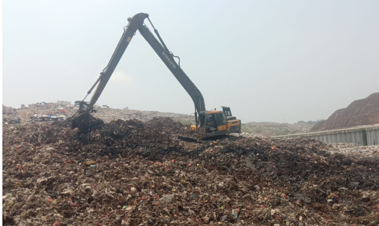 TPA Sumurbatu, Kota Bekasi yang longsor (foto Ist/Nur/Possore.id)